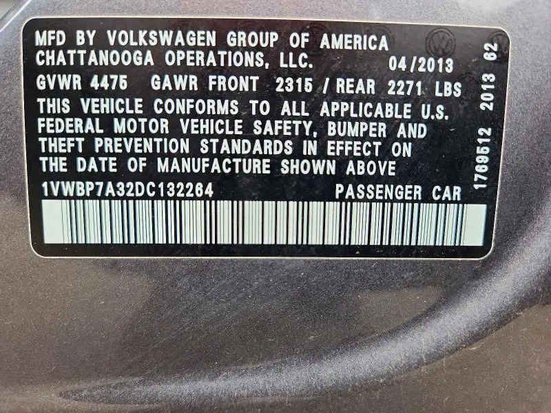 2013 VOLKSWAGEN PASSAT SE  