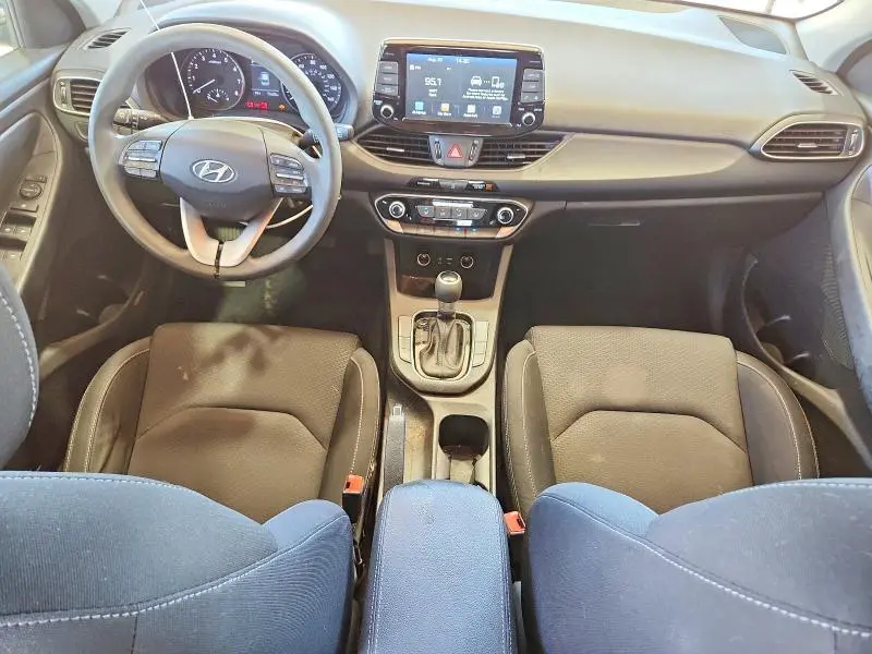 2018 HYUNDAI ELANTRA GT BASE  