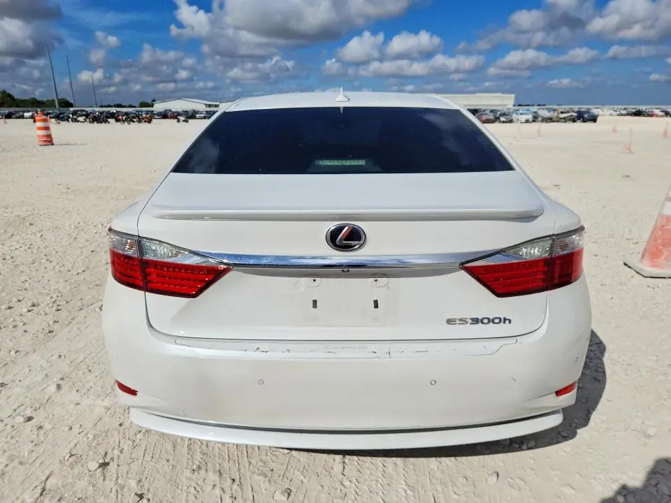 2013 LEXUS ES 300H  