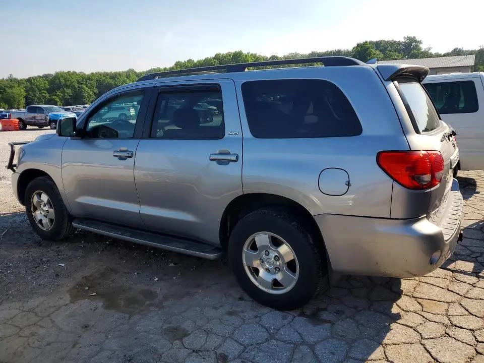 2010 TOYOTA SEQUOIA SR5  