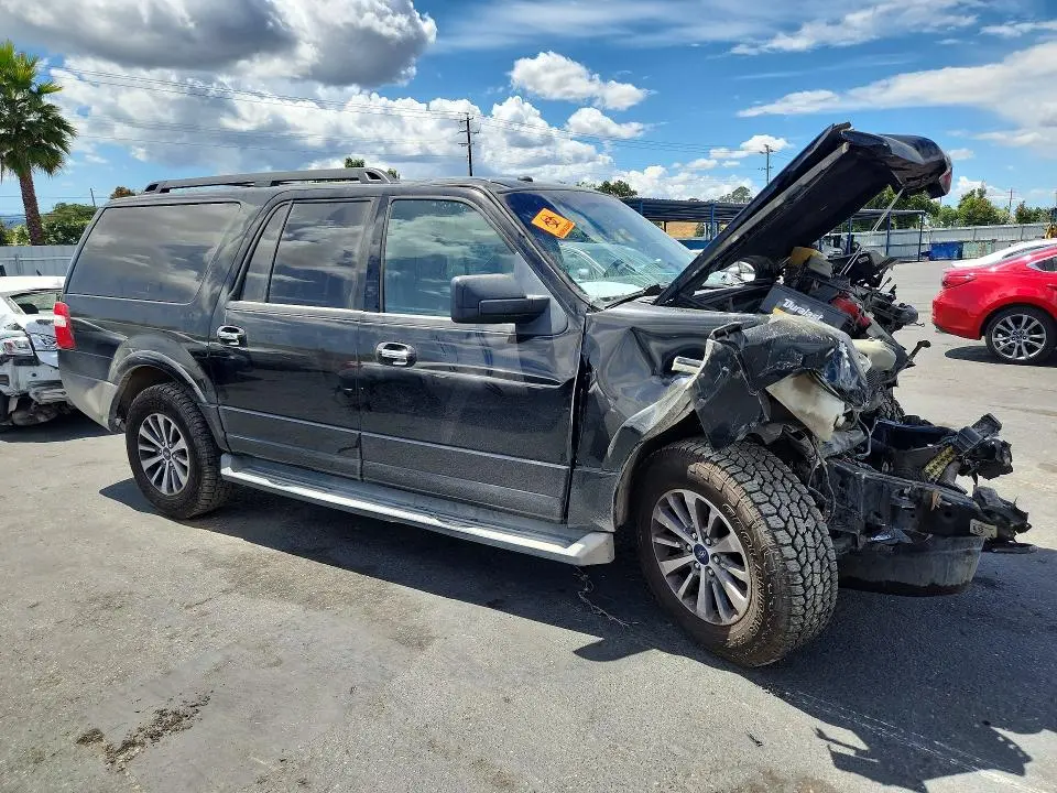 2017 FORD EXPEDITION EL XLT  