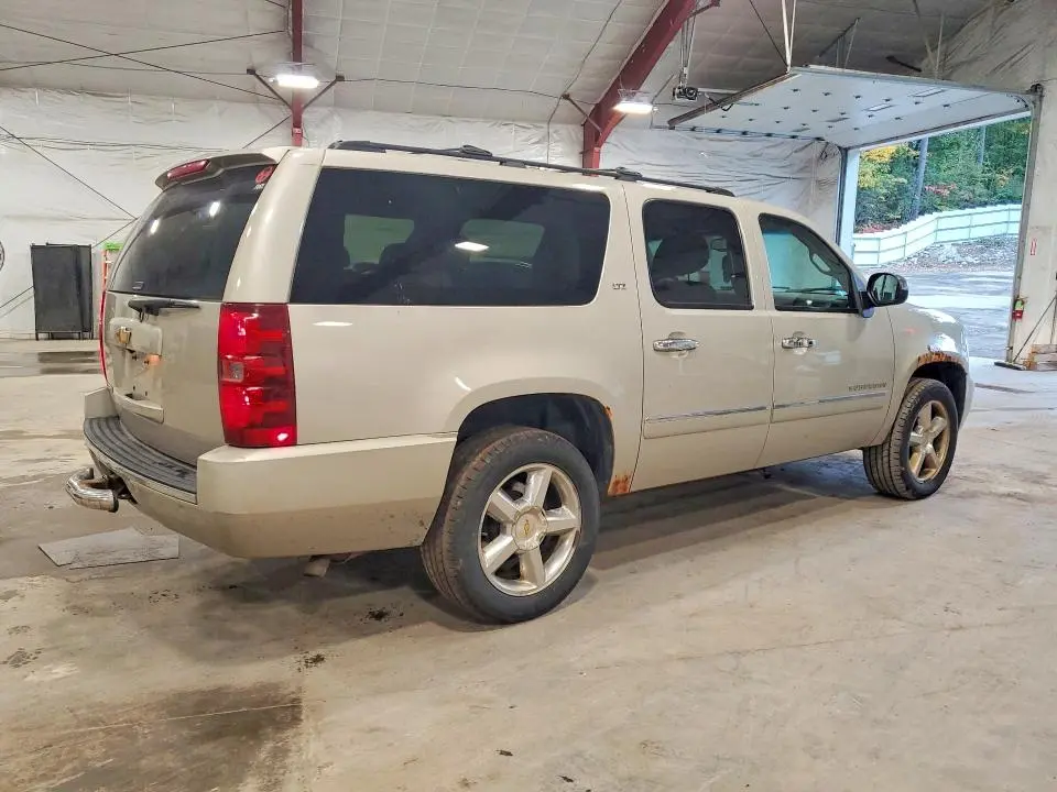 2013 CHEVROLET SUBURBAN K1500 LTZ  