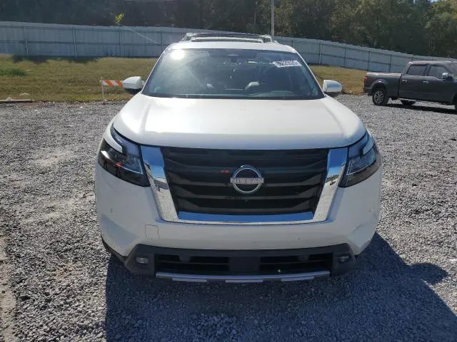 2022 NISSAN PATHFINDER SL  