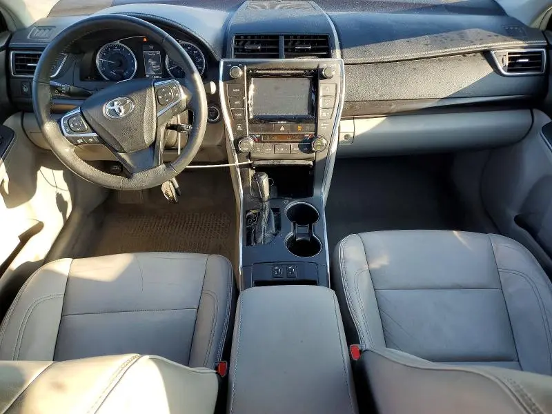 2017 TOYOTA CAMRY XLE  