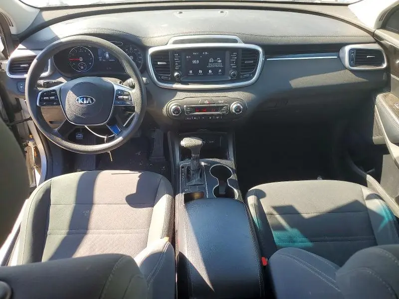 2019 KIA SORENTO LX V6  
