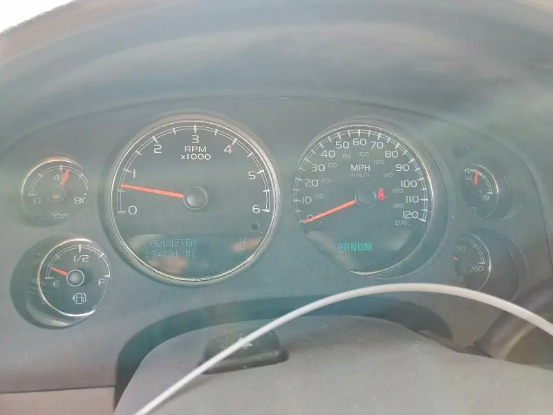 2011 CHEVROLET SUBURBAN K1500 LT  