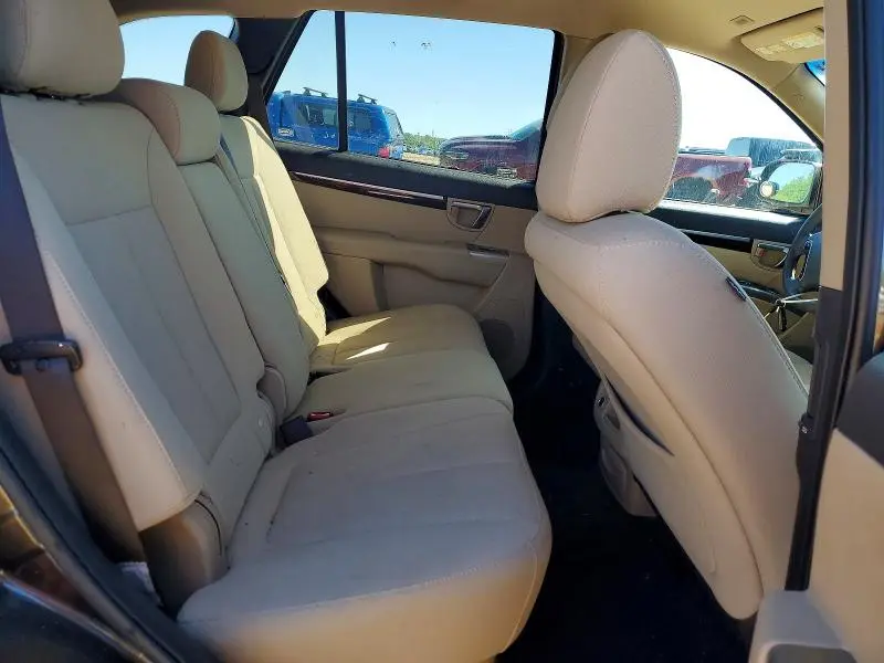 2011 HYUNDAI SANTA FE GLS  