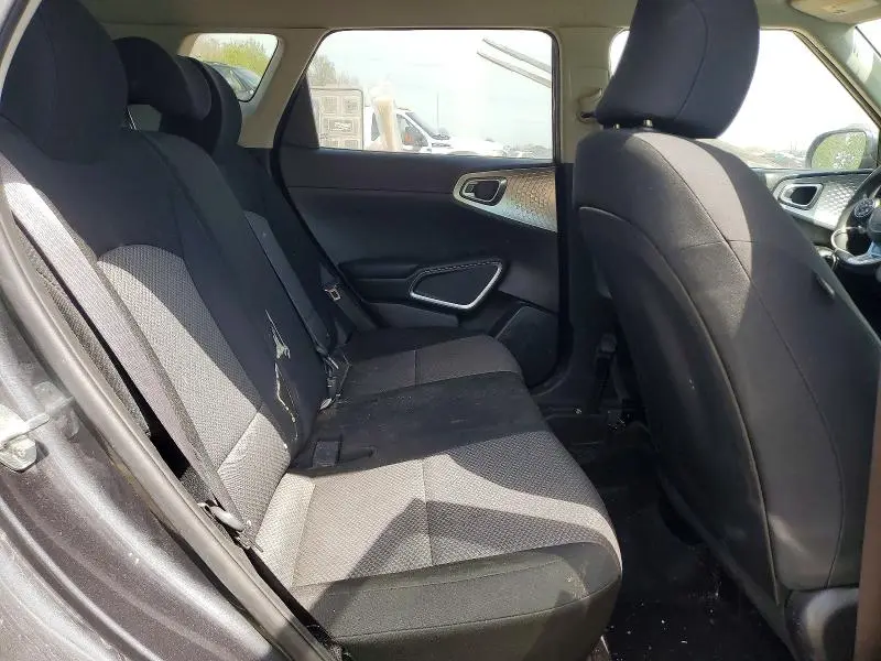 2021 KIA SOUL LX  