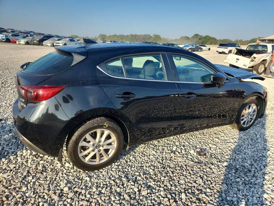 2016 MAZDA 3 TOURING  