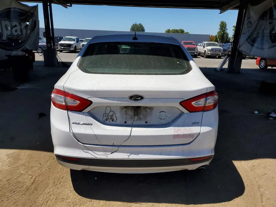 2016 FORD FUSION SE  