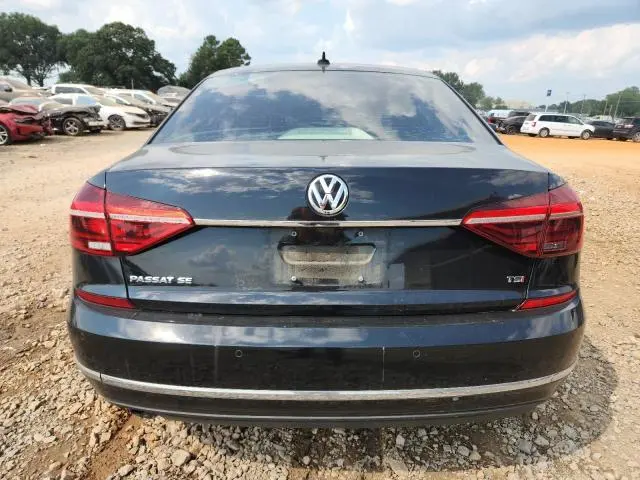 2018 VOLKSWAGEN PASSAT SE