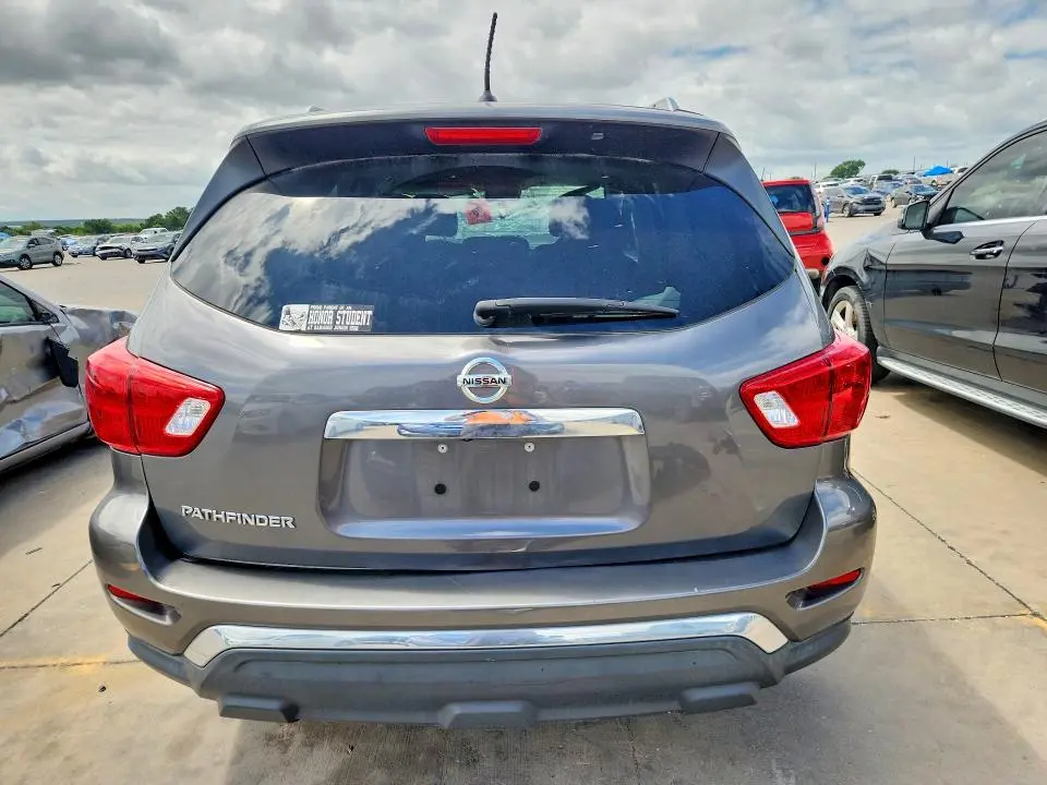 2017 NISSAN PATHFINDER S  