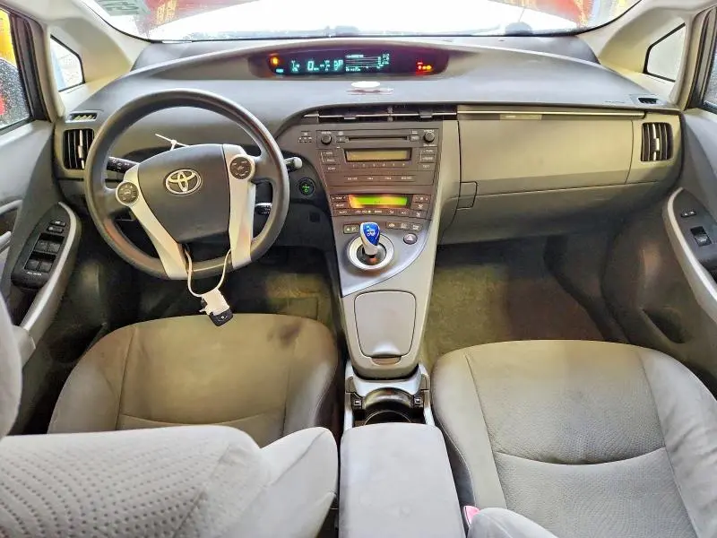 2010 TOYOTA PRIUS II  