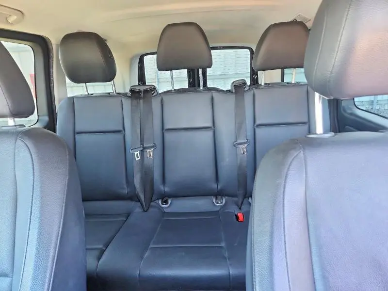 2017 MERCEDES-BENZ METRIS   
