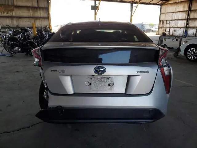 2016 TOYOTA PRIUS   