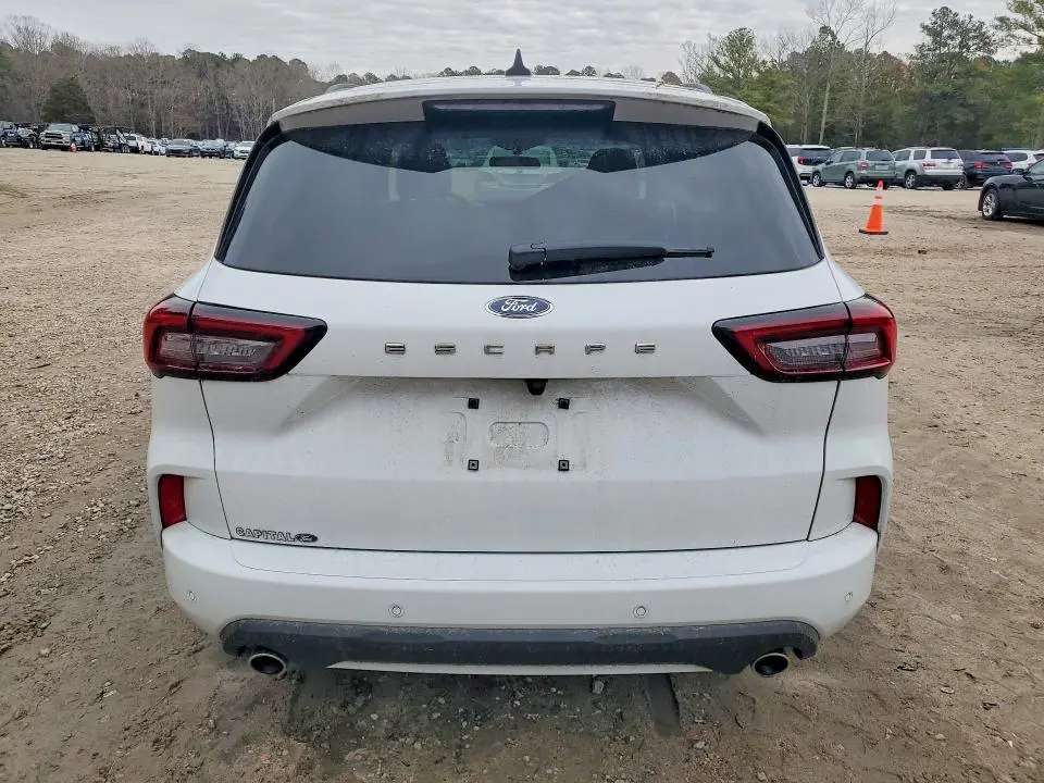 2023 FORD ESCAPE ST LINE  