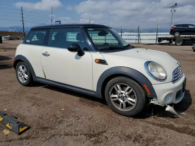 2011 MINI COOPER   