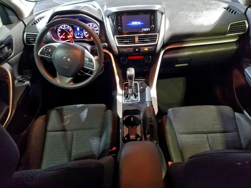 2020 MITSUBISHI ECLIPSE CROSS ES  