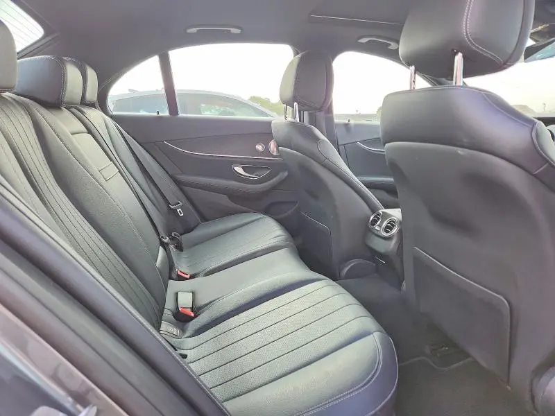 2017 MERCEDES-BENZ E 300  