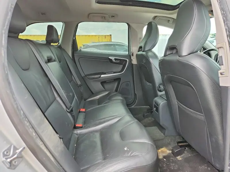 2014 VOLVO XC60 3.2  