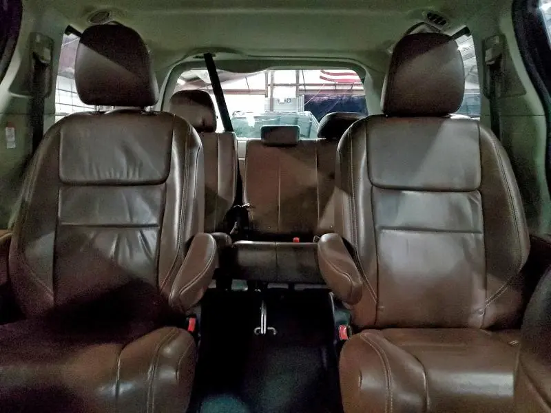 2017 TOYOTA SIENNA XLE  