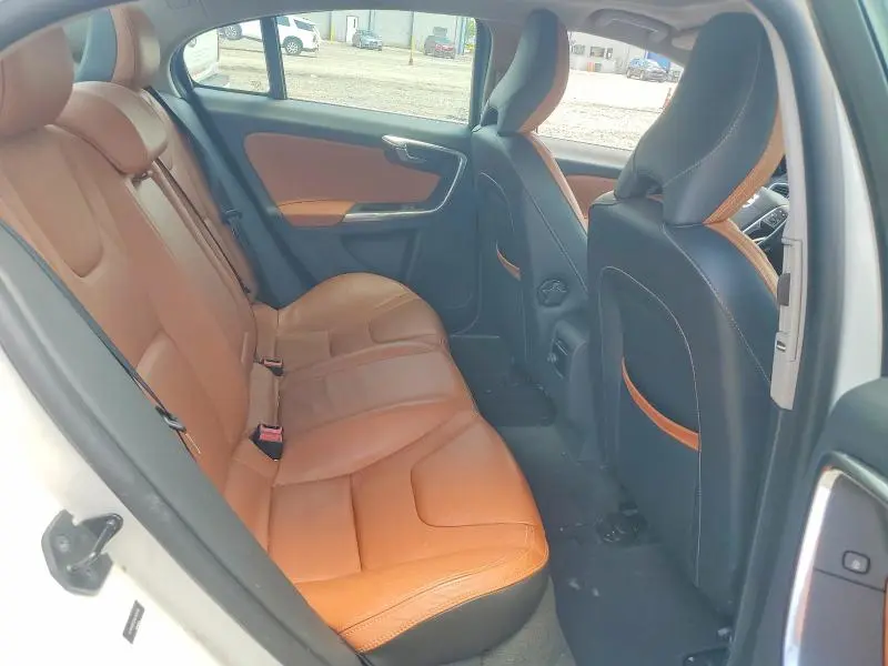 2013 VOLVO S60 T5  