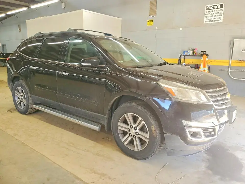 2016 CHEVROLET TRAVERSE LT  