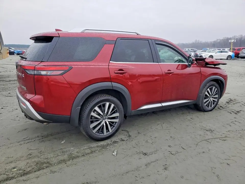 2022 NISSAN PATHFINDER PLATINUM  