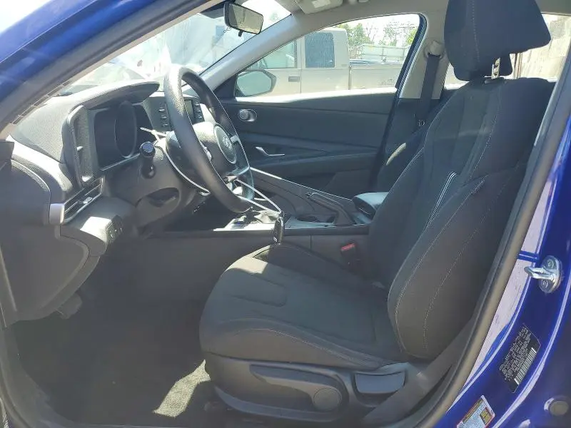 2022 HYUNDAI ELANTRA SEL  