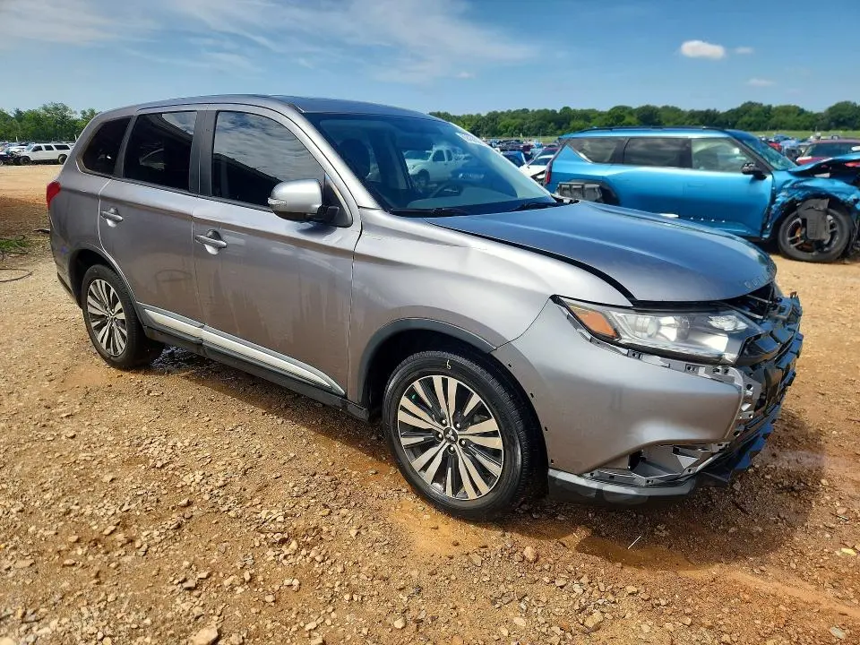 2019 MITSUBISHI OUTLANDER SE  