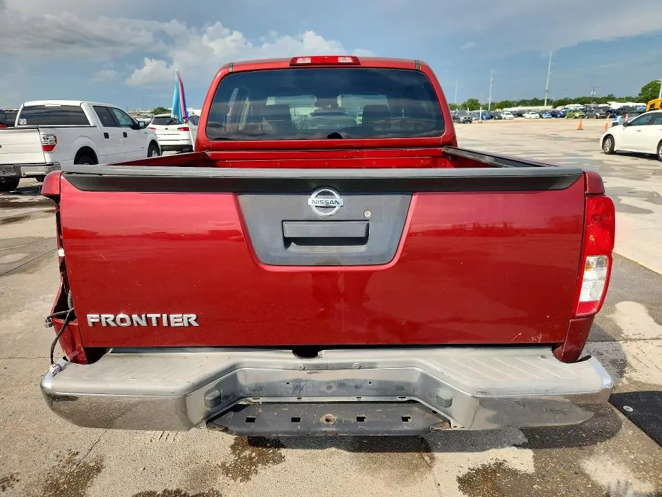 2015 NISSAN FRONTIER S  