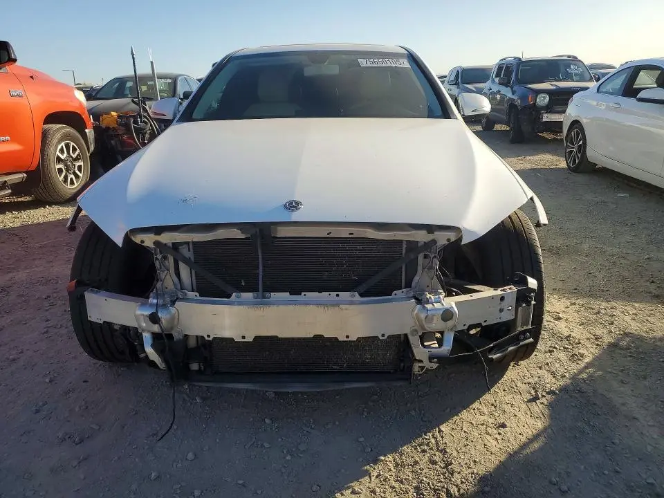 2019 MERCEDES-BENZ C 300  