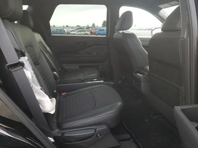 2024 NISSAN PATHFINDER ROCK CREEK  