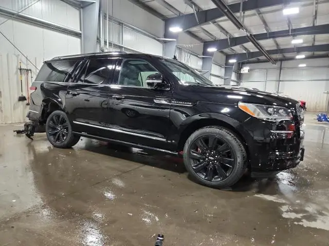 2024 LINCOLN NAVIGATOR L RESERVE  