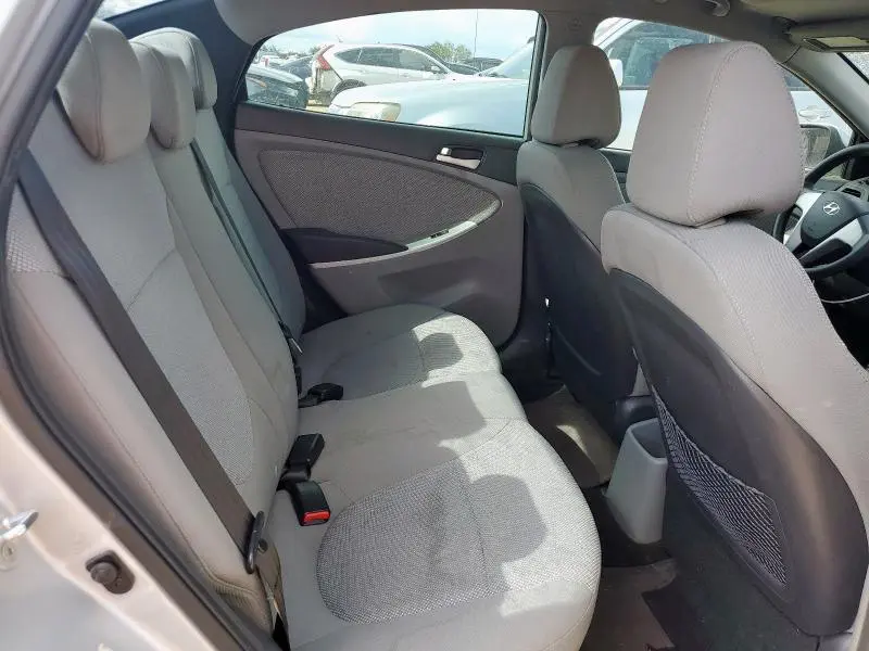 2013 HYUNDAI ACCENT GLS  