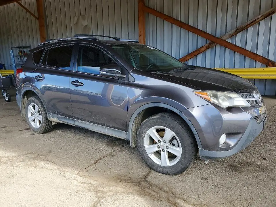2014 TOYOTA RAV4 XLE  