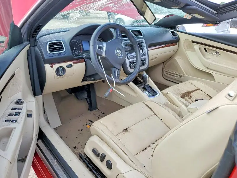 2012 VOLKSWAGEN EOS LUX  