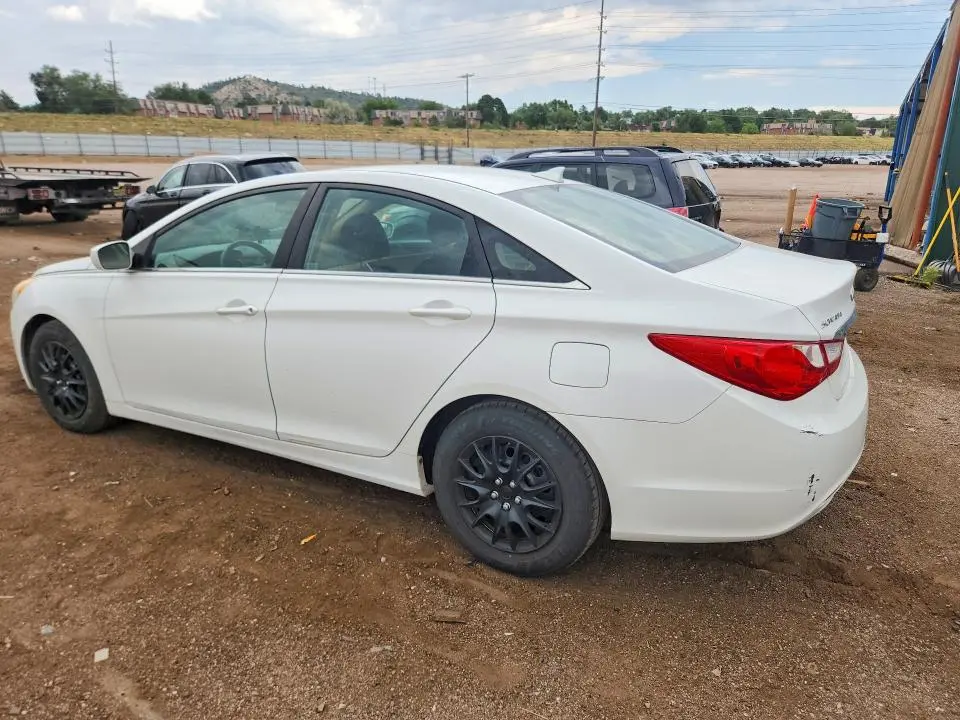 2012 HYUNDAI SONATA GLS  