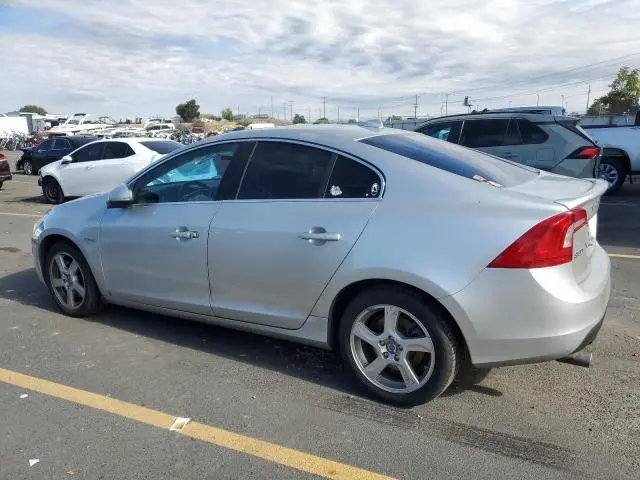2012 VOLVO S60 T5  