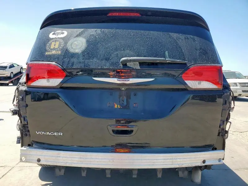 2020 CHRYSLER VOYAGER LX  