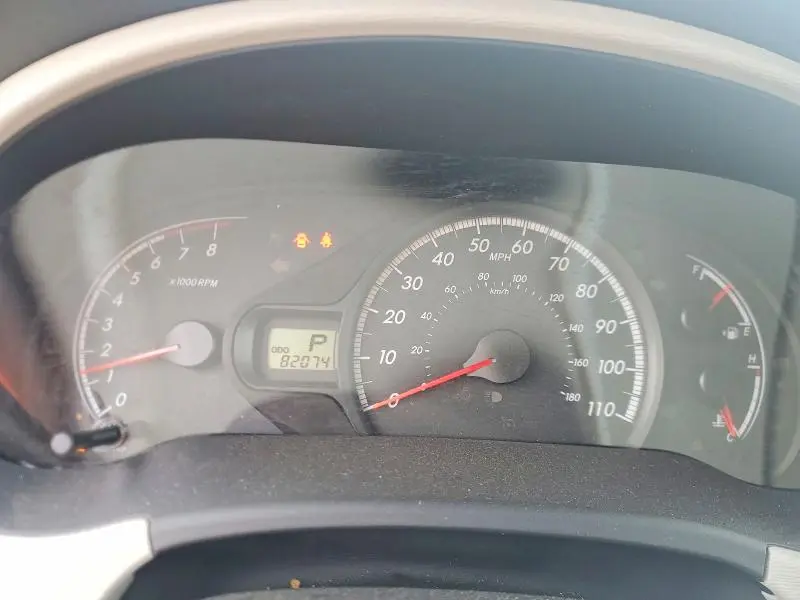 2013 TOYOTA SIENNA LE  