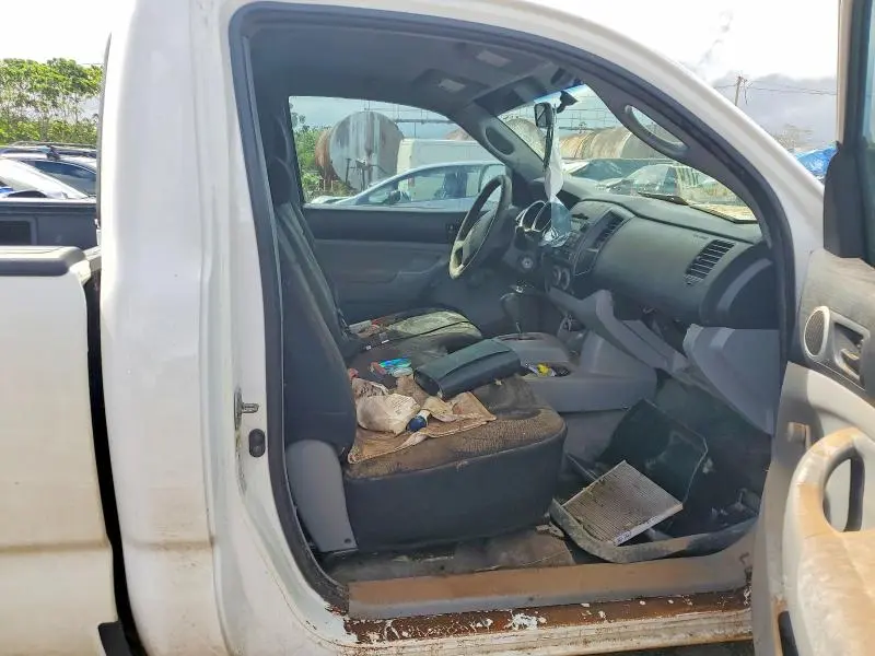 2011 TOYOTA TACOMA BASE  