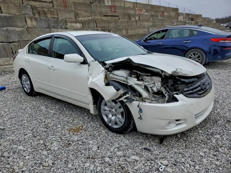 2010 NISSAN ALTIMA BASE  