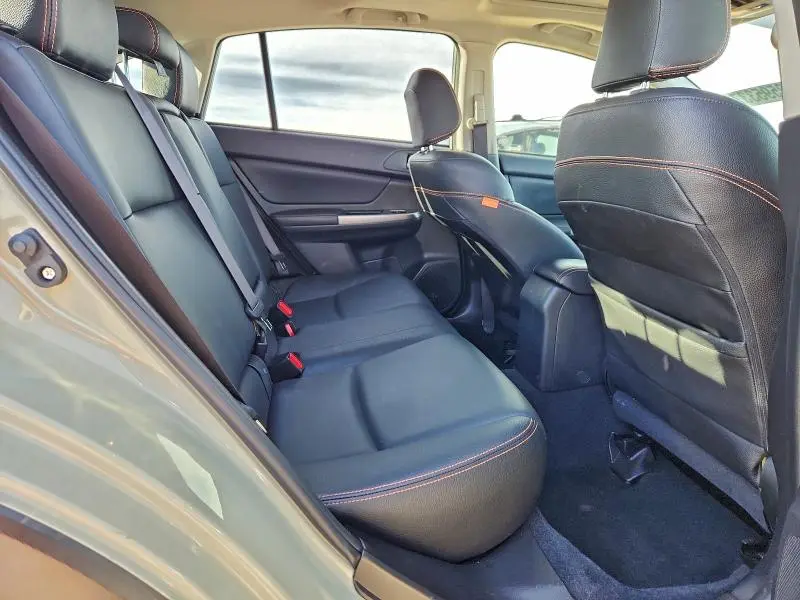 2016 SUBARU CROSSTREK LIMITED  