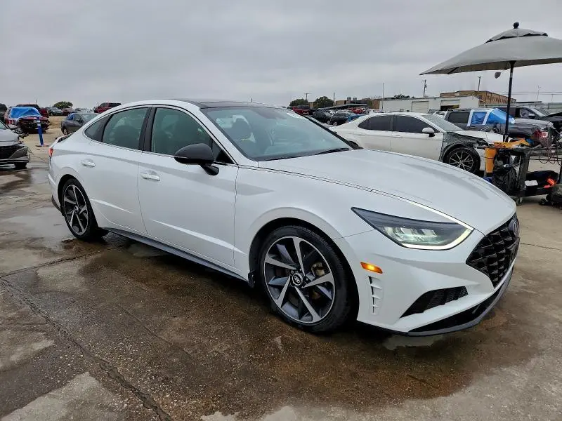 2021 HYUNDAI SONATA SEL PLUS  