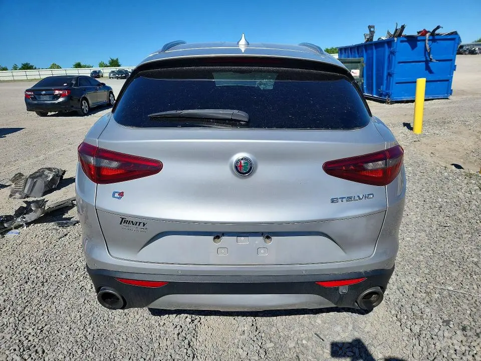2018 ALFA ROMEO STELVIO   