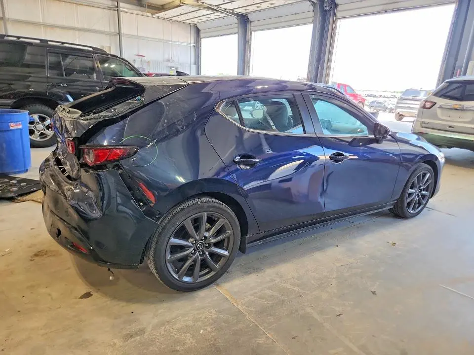 2020 MAZDA 3 PREFERRED  