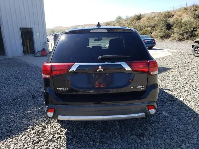 2017 MITSUBISHI OUTLANDER SE  