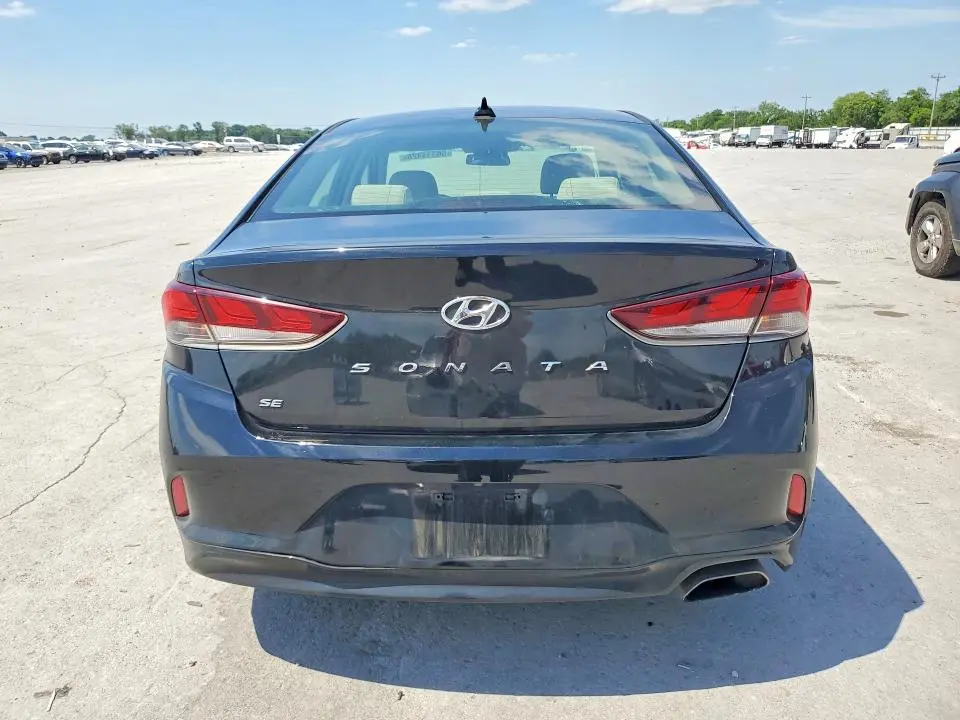 2018 HYUNDAI SONATA SE  