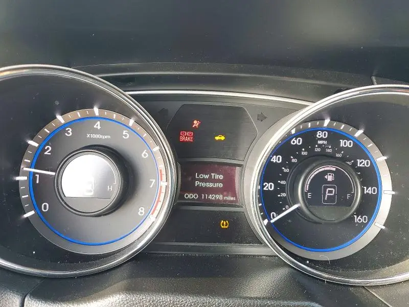 2013 HYUNDAI SONATA SE  